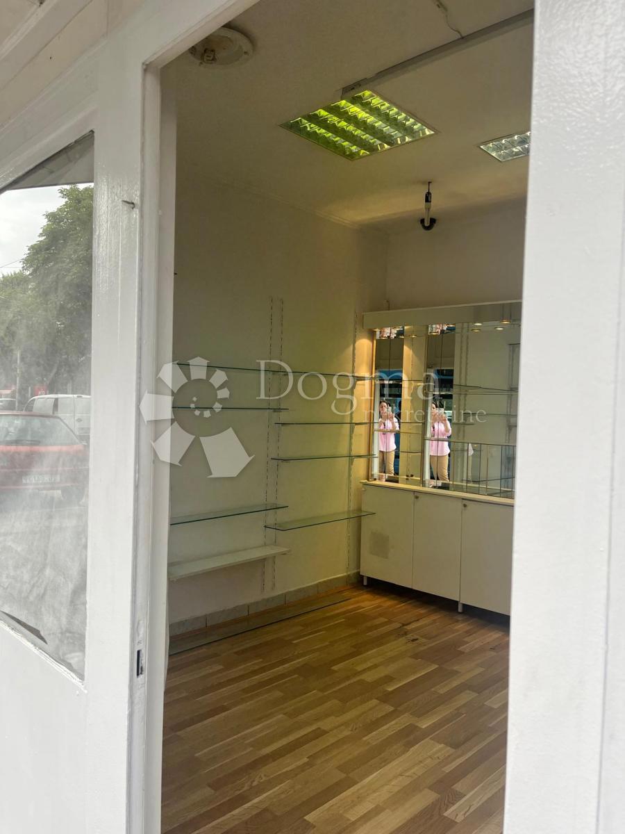 Locale commerciale Maksimir, 49,67m2