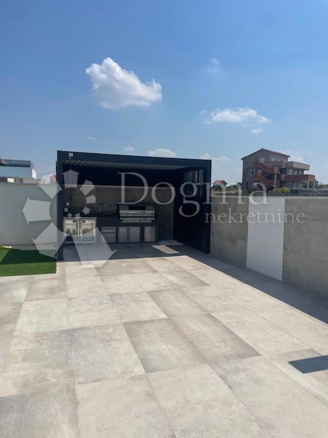 Casa Zemunik Gornji, Zemunik Donji, 214m2