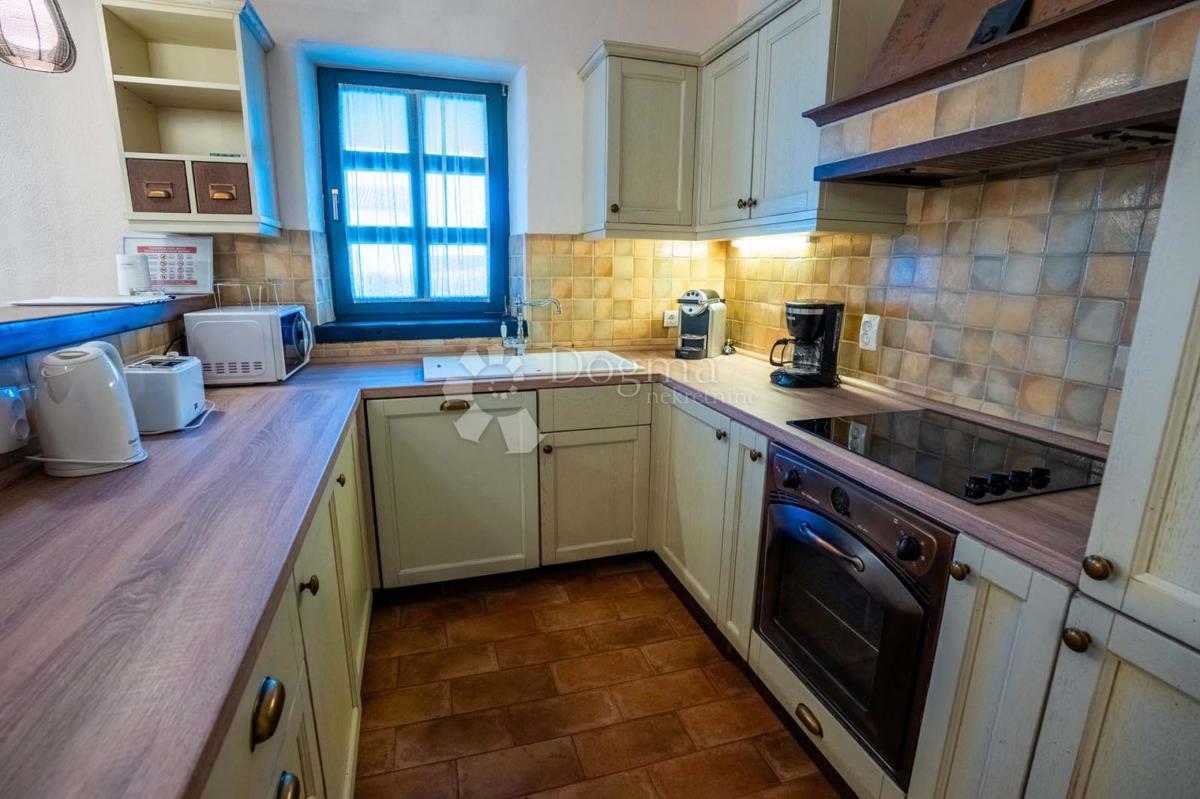 Casa Heraki, Sveti Lovreč, 269m2