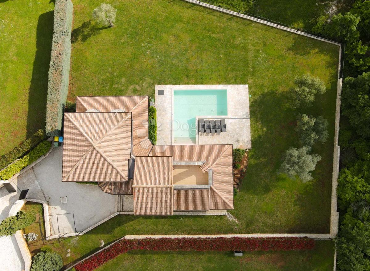 Casa Heraki, Sveti Lovreč, 269m2