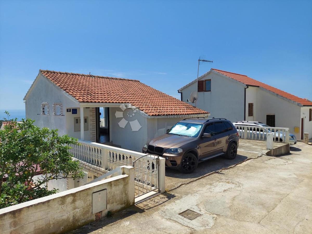 Casa Rukavac, Vis, 199m2
