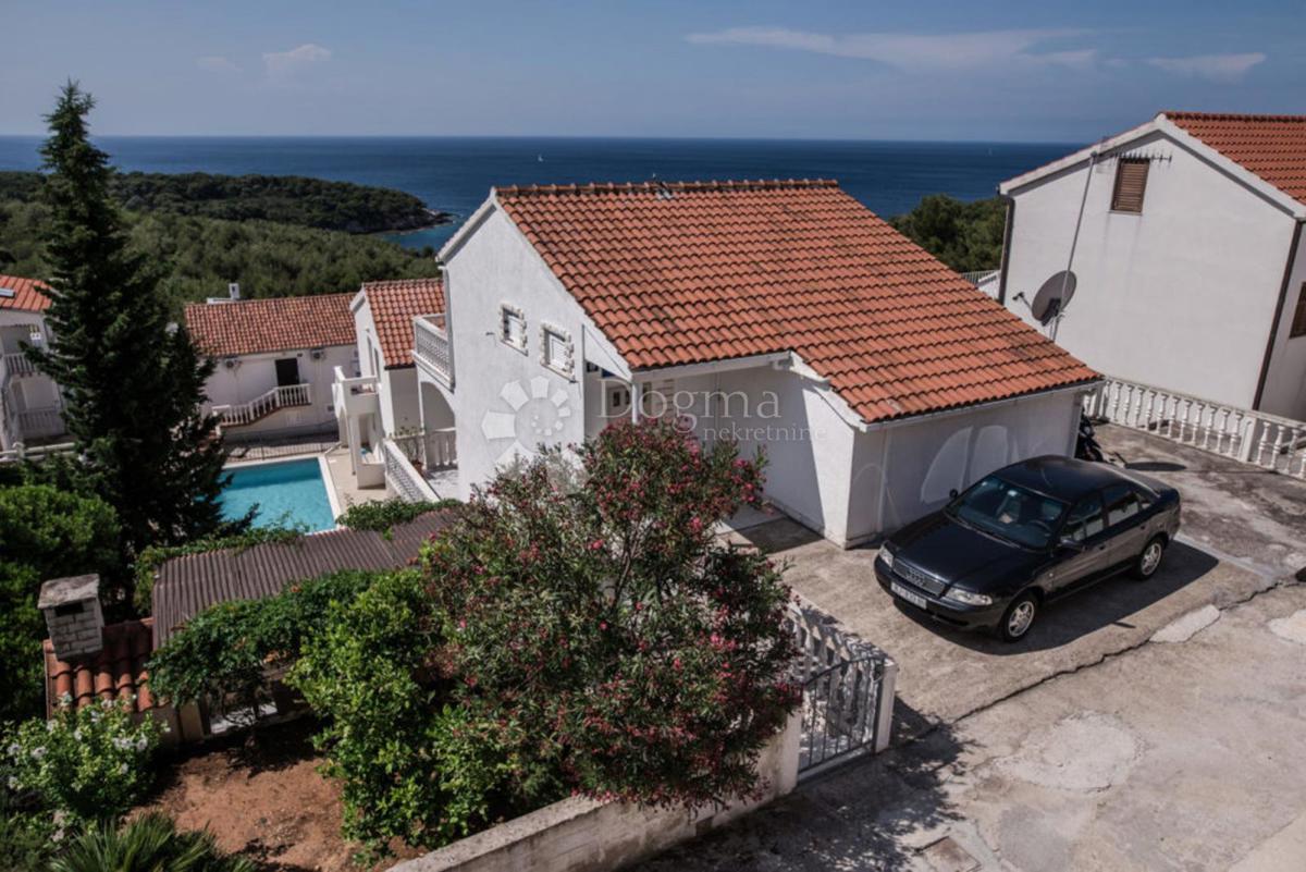 Casa Rukavac, Vis, 199m2