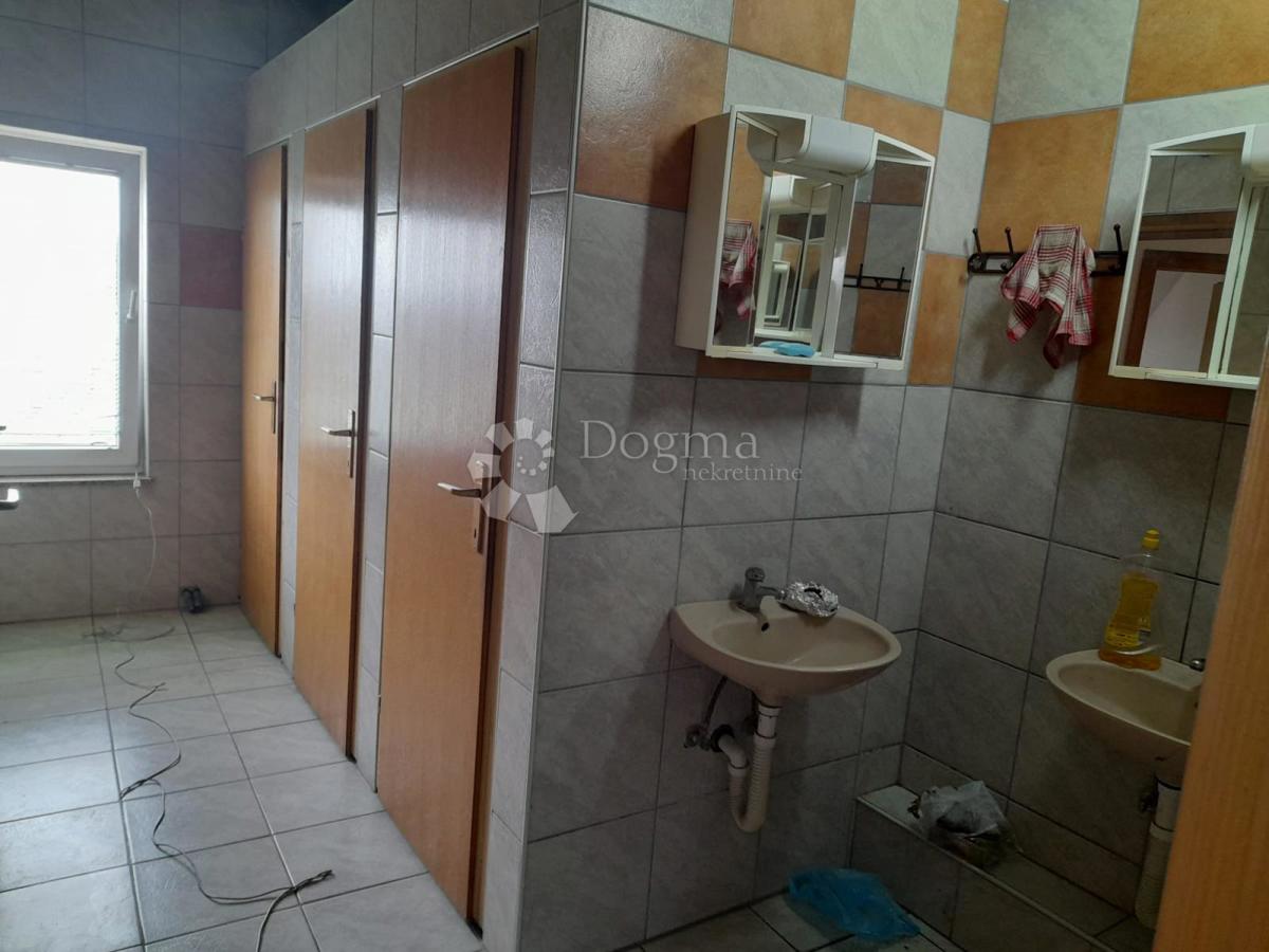 Casa Popovec, Sesvete, 624m2