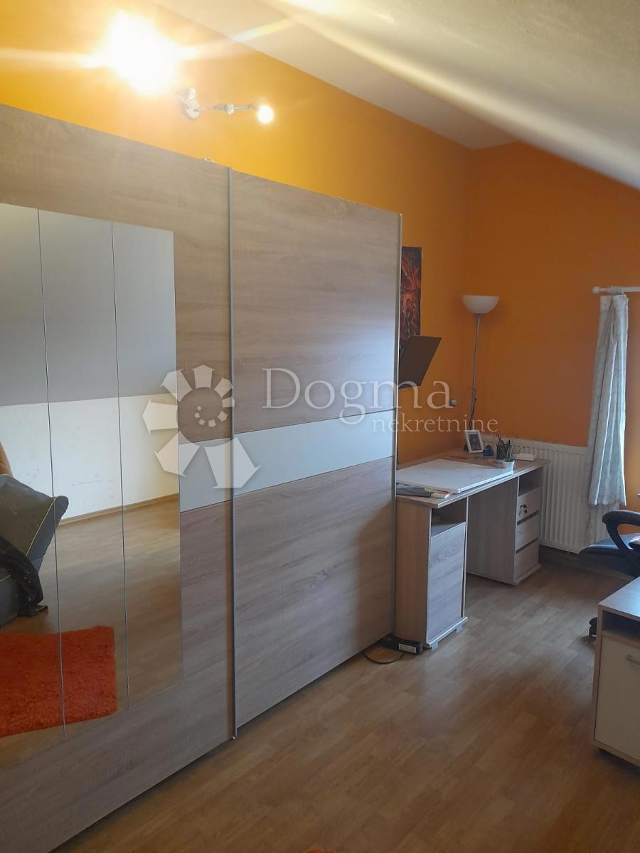 Casa Popovec, Sesvete, 624m2