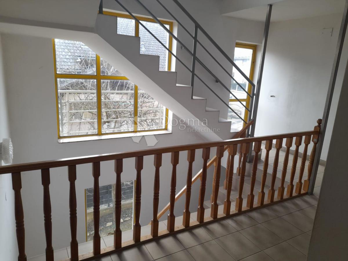 Casa Popovec, Sesvete, 624m2