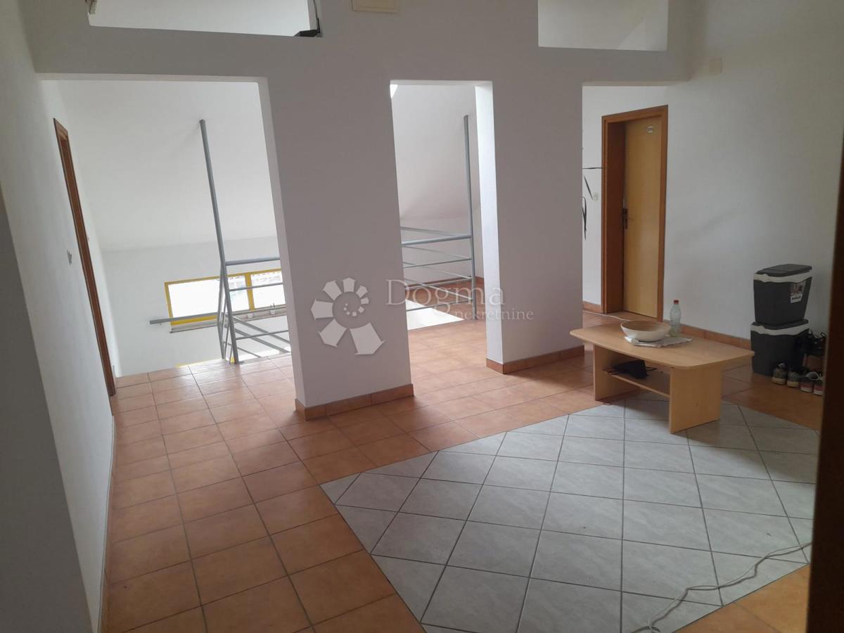 Casa Popovec, Sesvete, 624m2