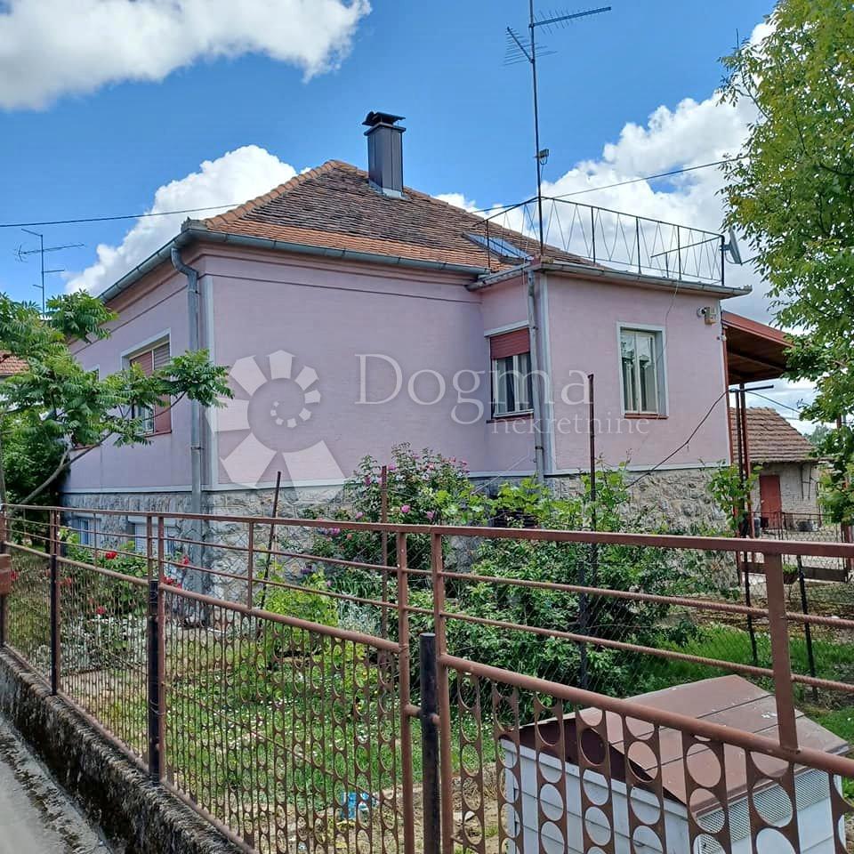 Casa Velike Sredice, Bjelovar, 244m2