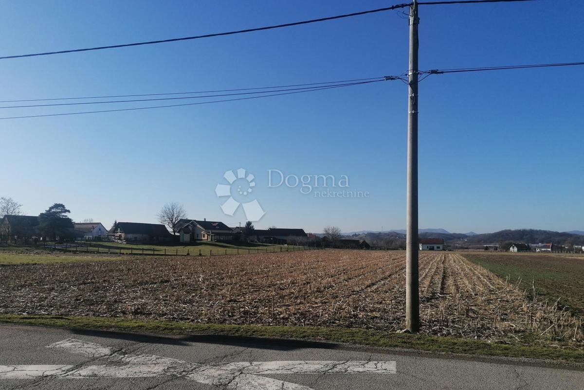 Terreno Donji Čehi, Novi Zagreb - Zapad, 21.000m2
