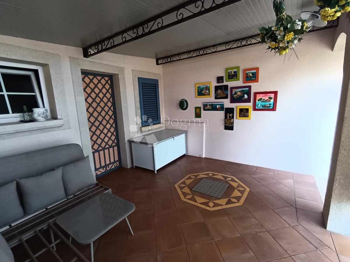 Casa Malinska, Malinska-Dubašnica, 120m2