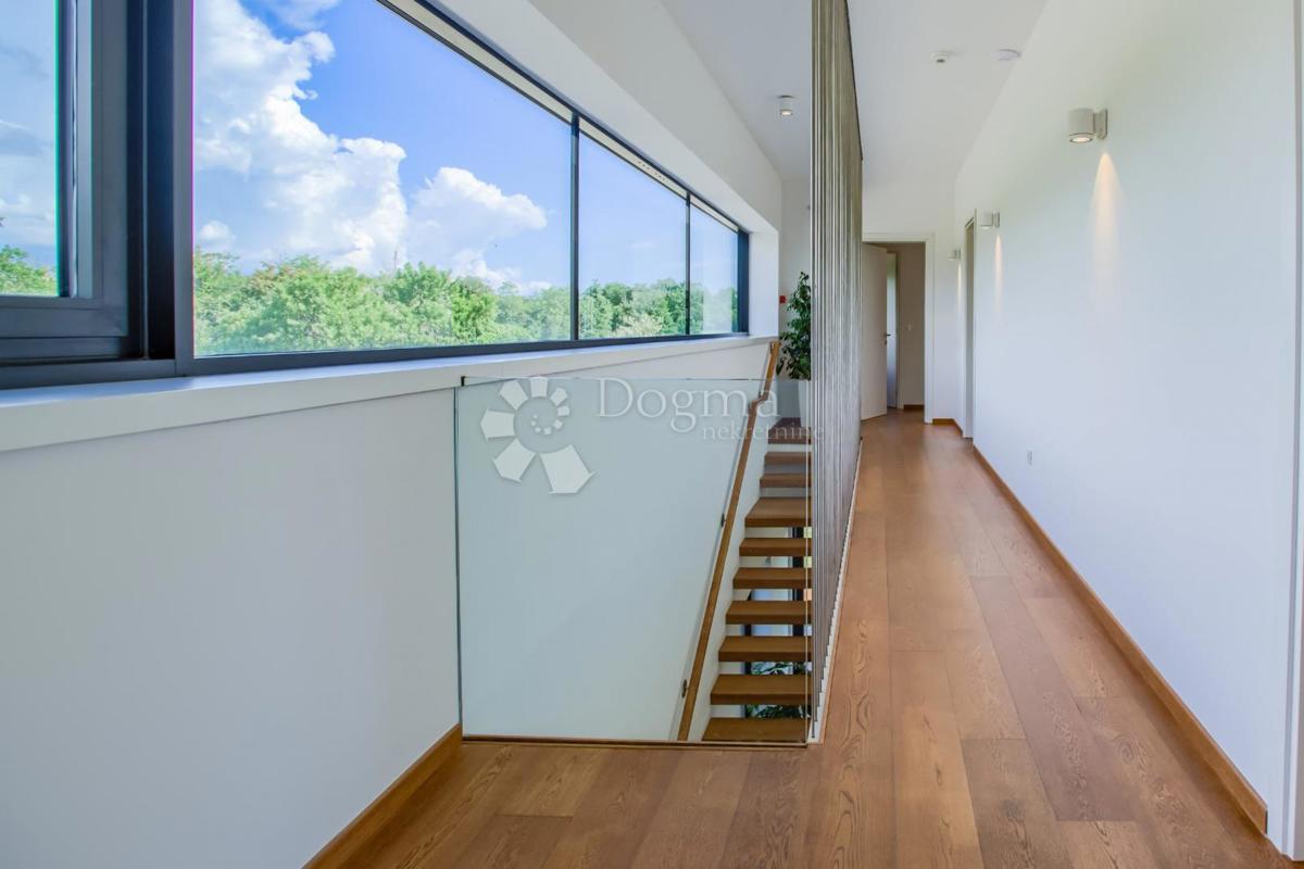 Casa Poreč, 342,52m2