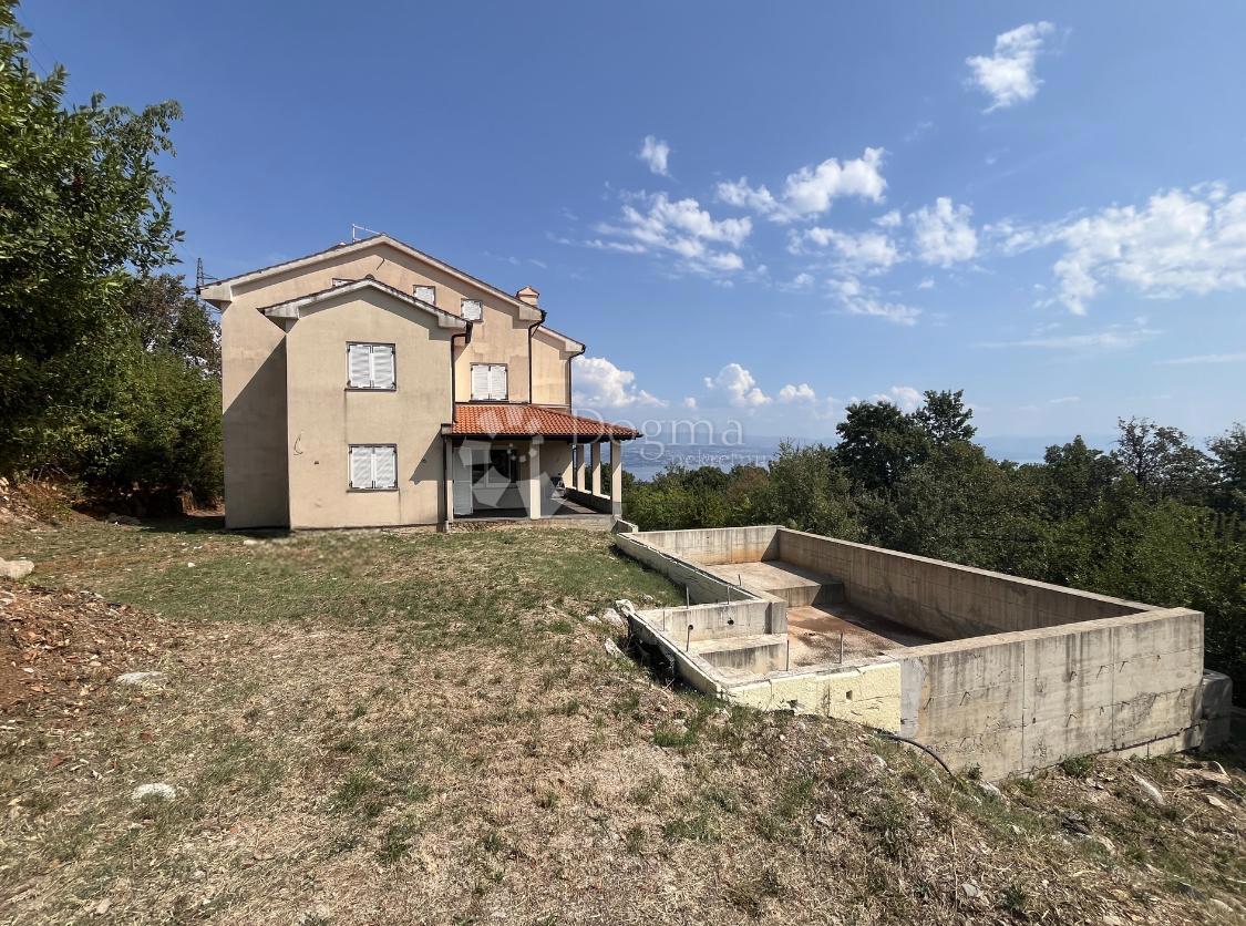 Casa Lovran, 441,08m2