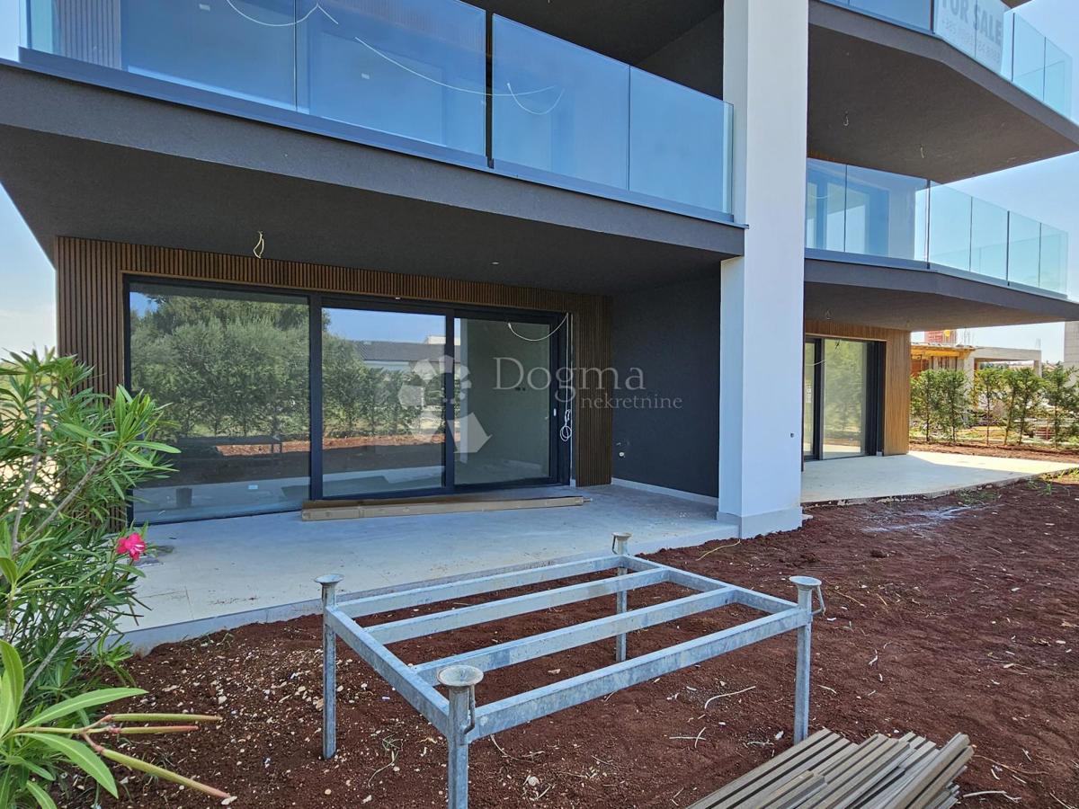 Nuova costruzione di alta qualità con giardino, a 10 minuti dal mare