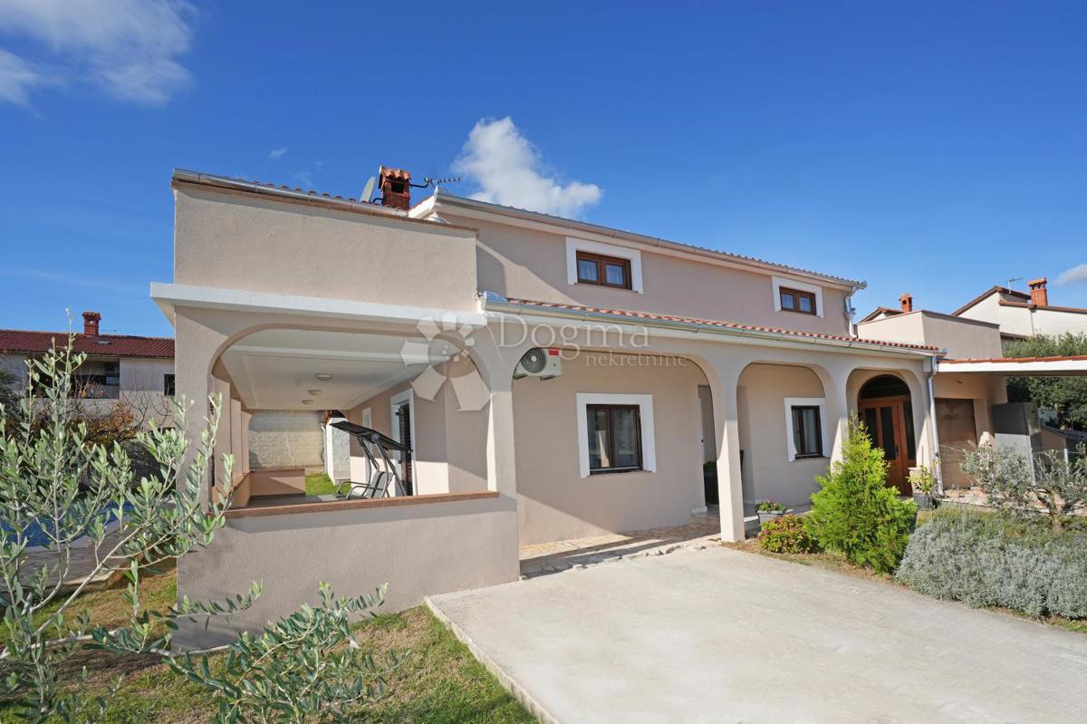 Casa Loborika, Marčana, 220m2