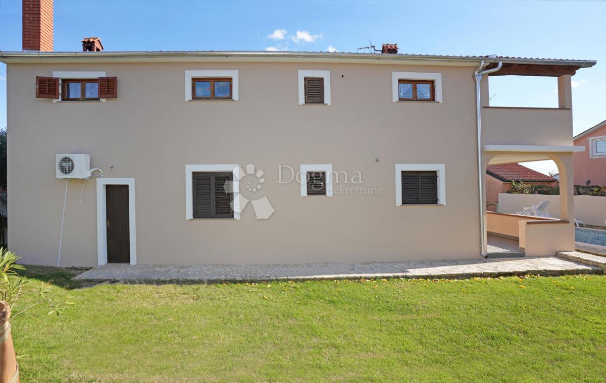 Casa Loborika, Marčana, 220m2