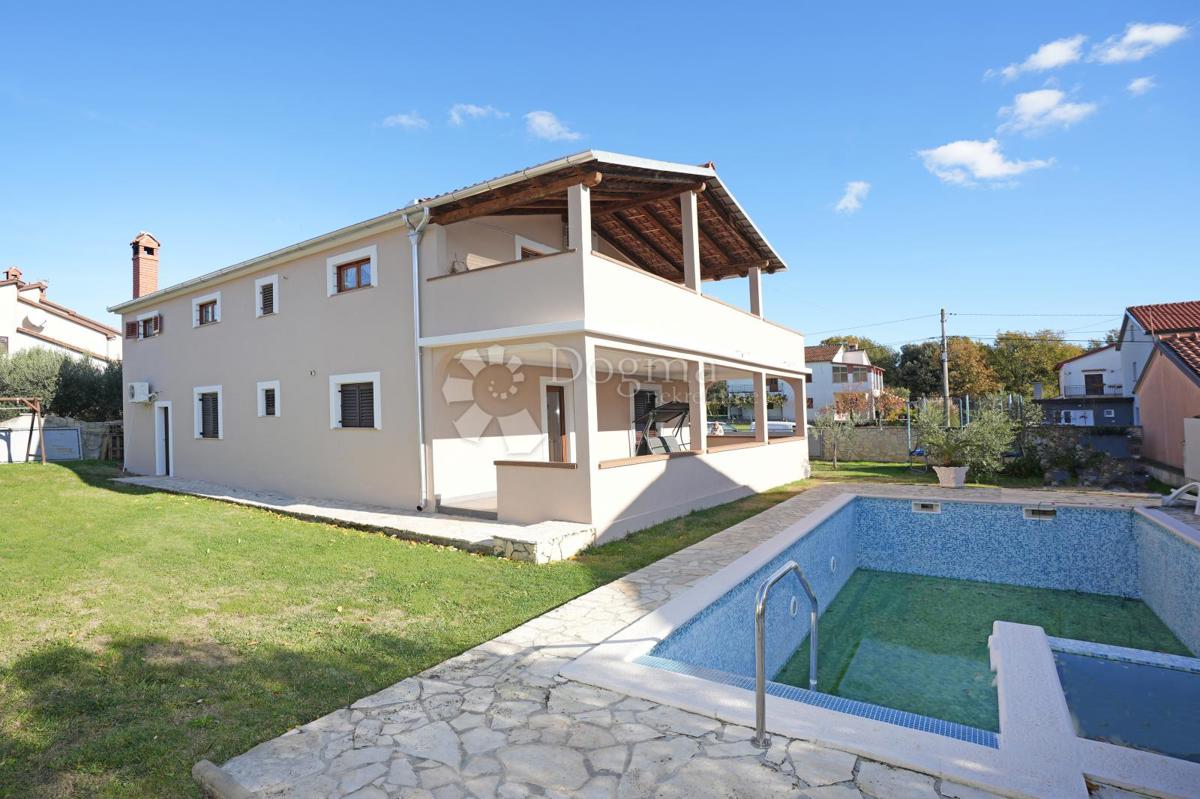 Casa Loborika, Marčana, 220m2