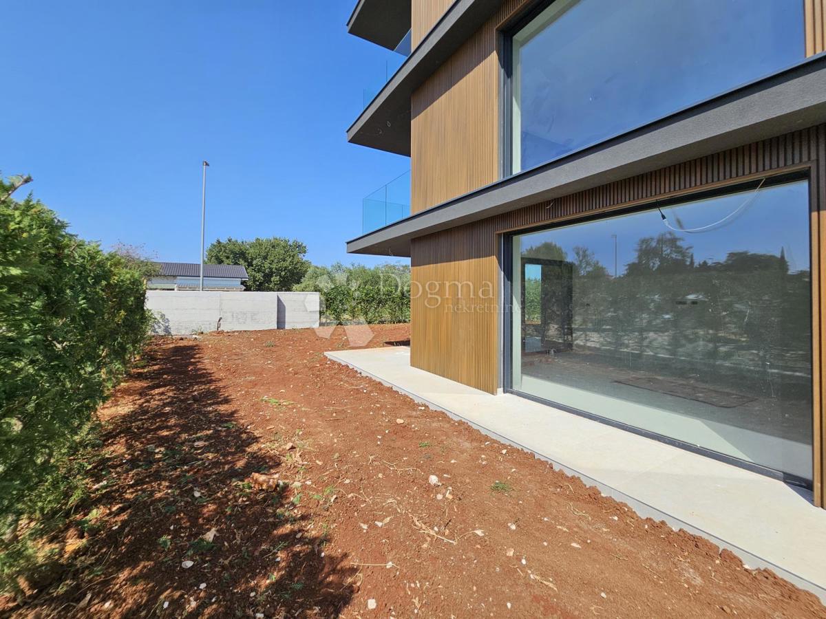 Appartamento al piano terra con giardino, a 10 minuti dal mare