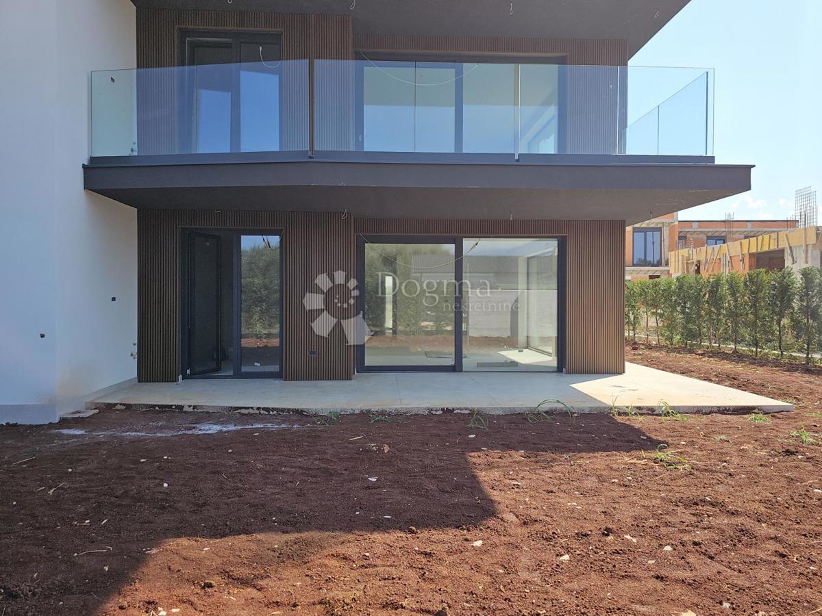 Appartamento al piano terra con giardino, a 10 minuti dal mare