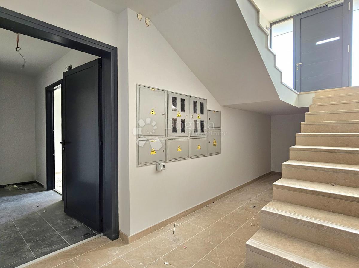 Appartamento al piano terra con giardino, a 10 minuti dal mare