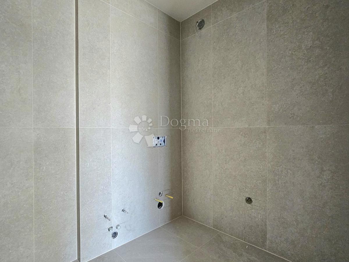 Appartamento al piano terra con giardino, a 10 minuti dal mare