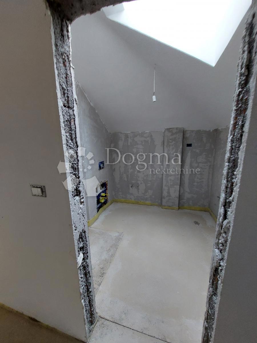 Allogio Grad, Šibenik, 128m2