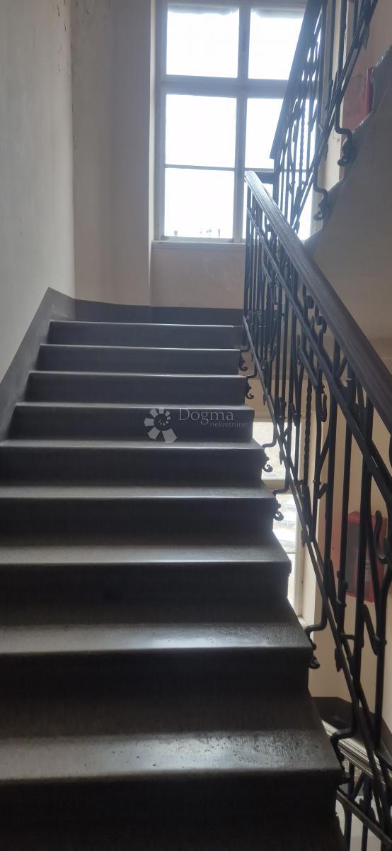 Allogio Centar, Rijeka, 91,60m2