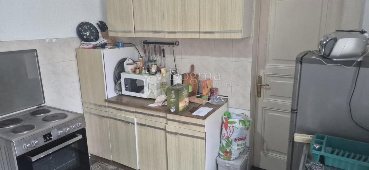 Allogio Centar, Rijeka, 91,60m2