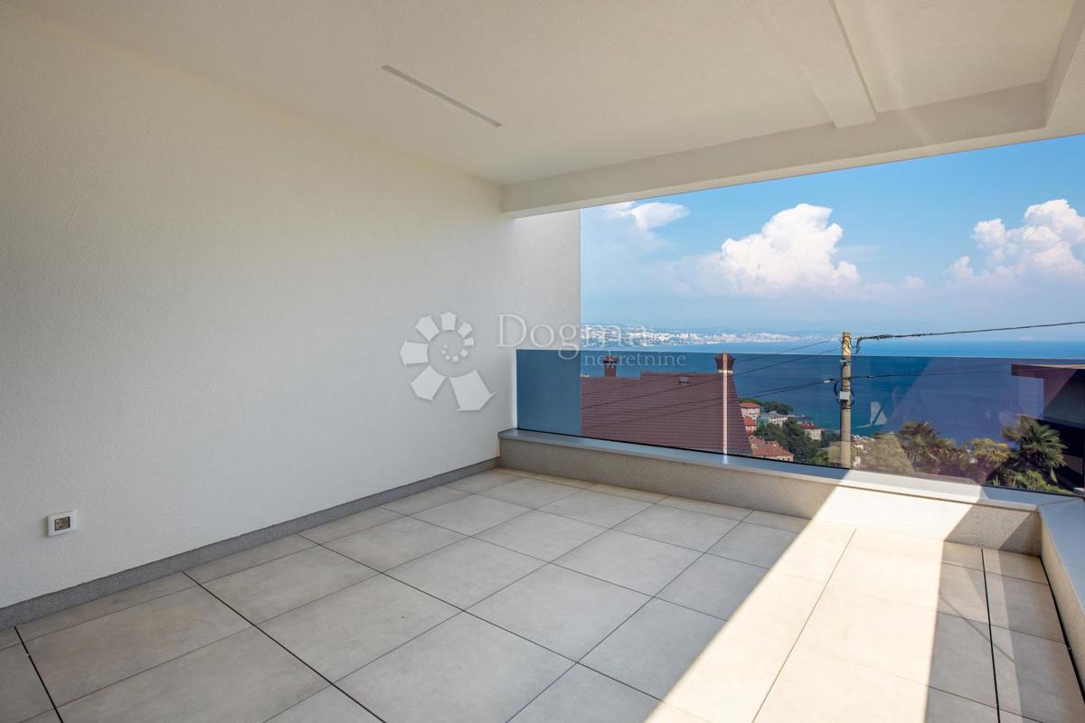 Allogio Opatija - Centar, Opatija, 109,73m2