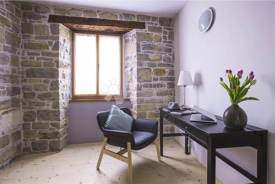 Casa Oprtalj, 167m2