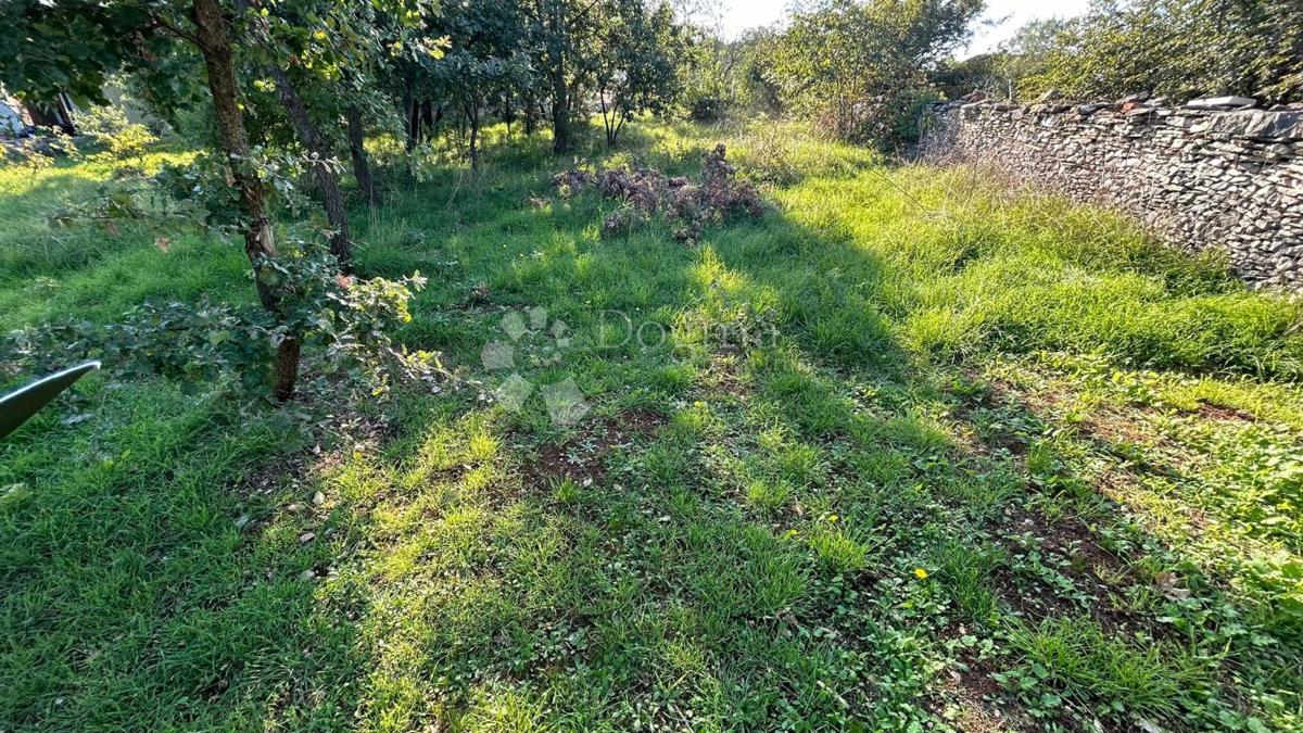 Terreno Veli vrh, Pula, 1.000m2