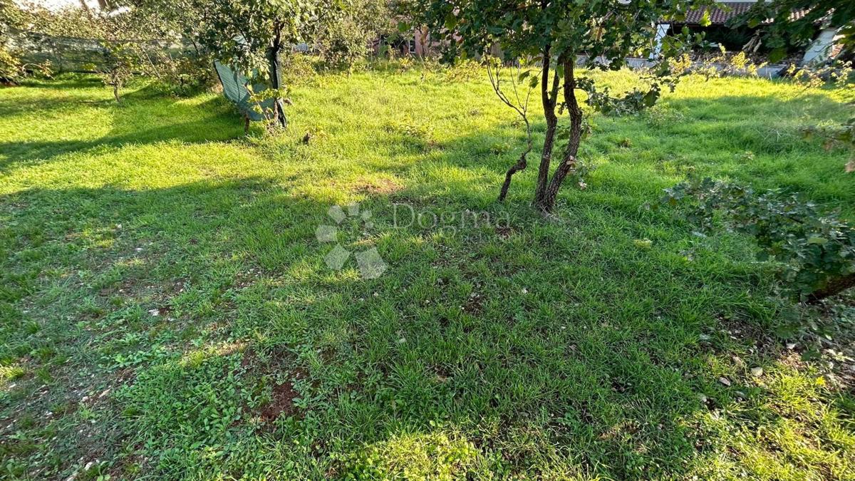 Terreno Veli vrh, Pula, 1.000m2