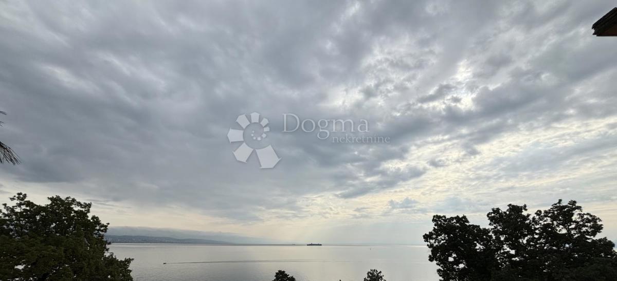 Allogio Opatija - Centar, Opatija, 53m2