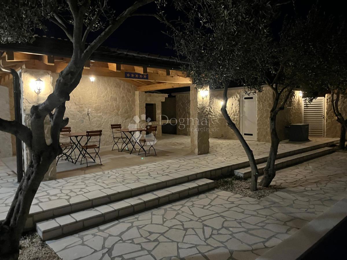 Casa Čista Mala, Vodice, 245m2