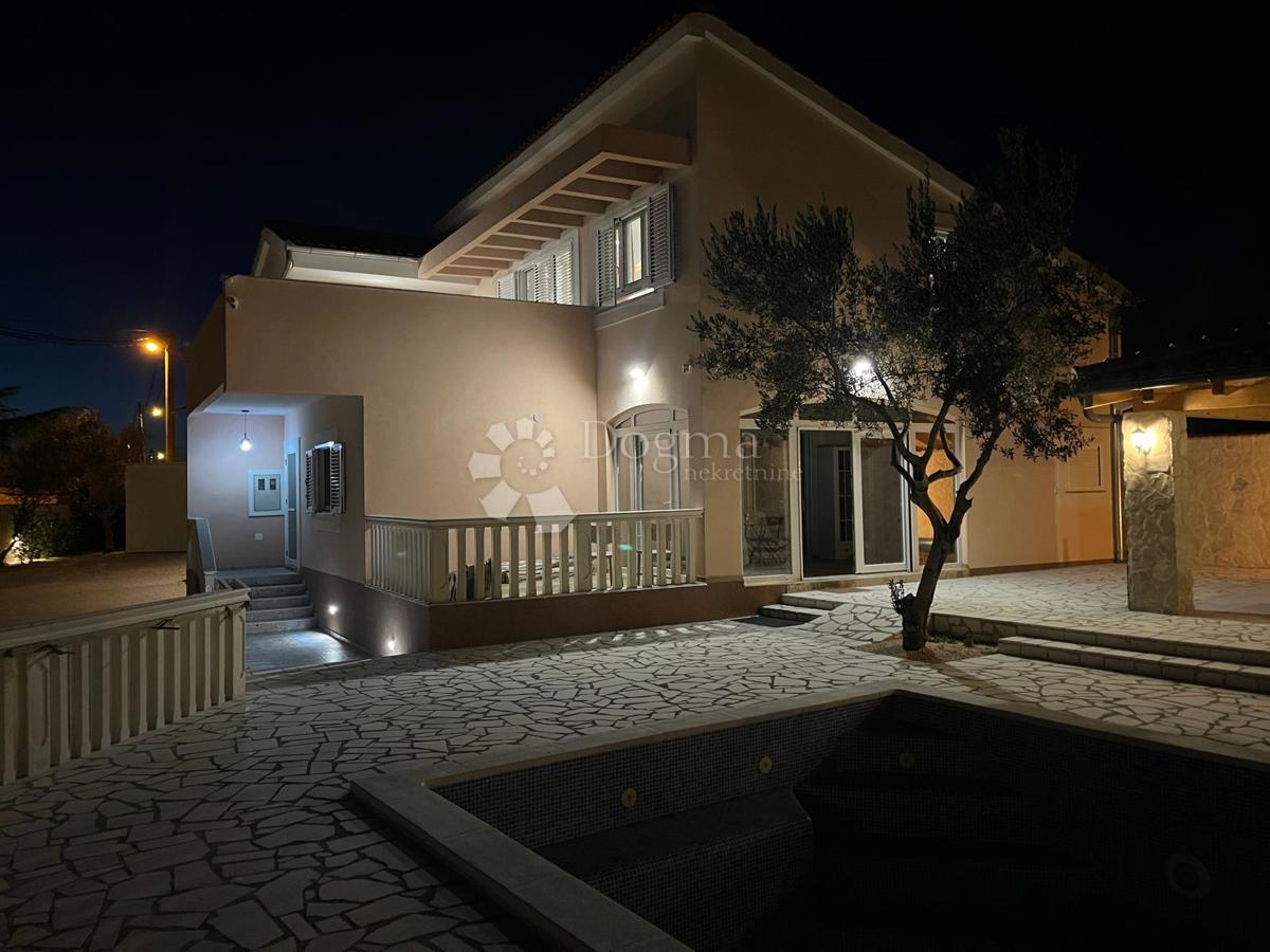 Casa Čista Mala, Vodice, 245m2