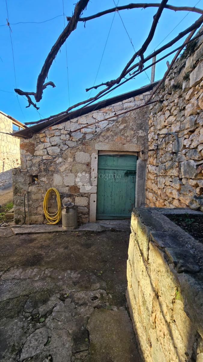 Casa Dračevica, Nerežišća, 120m2