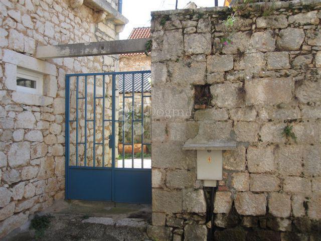 Casa Dračevica, Nerežišća, 120m2