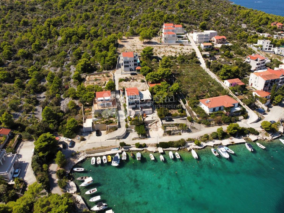 RAŽANJ - Terreno edificabile 1a fila al mare