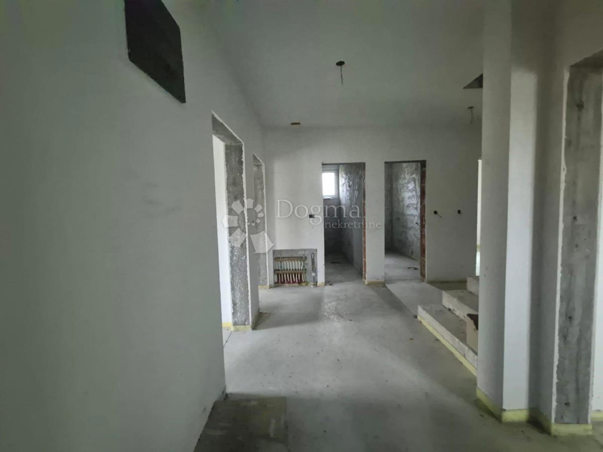 Casa Paukovec, Sveti Ivan Zelina, 359,30m2