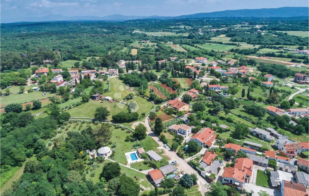 Terreno agricolo Manjadvorci, Barban, 38.978m2