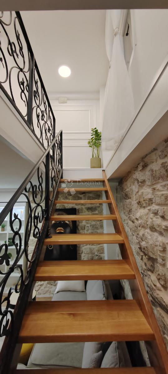 Casa Kaštel Stari, Kaštela, 125m2