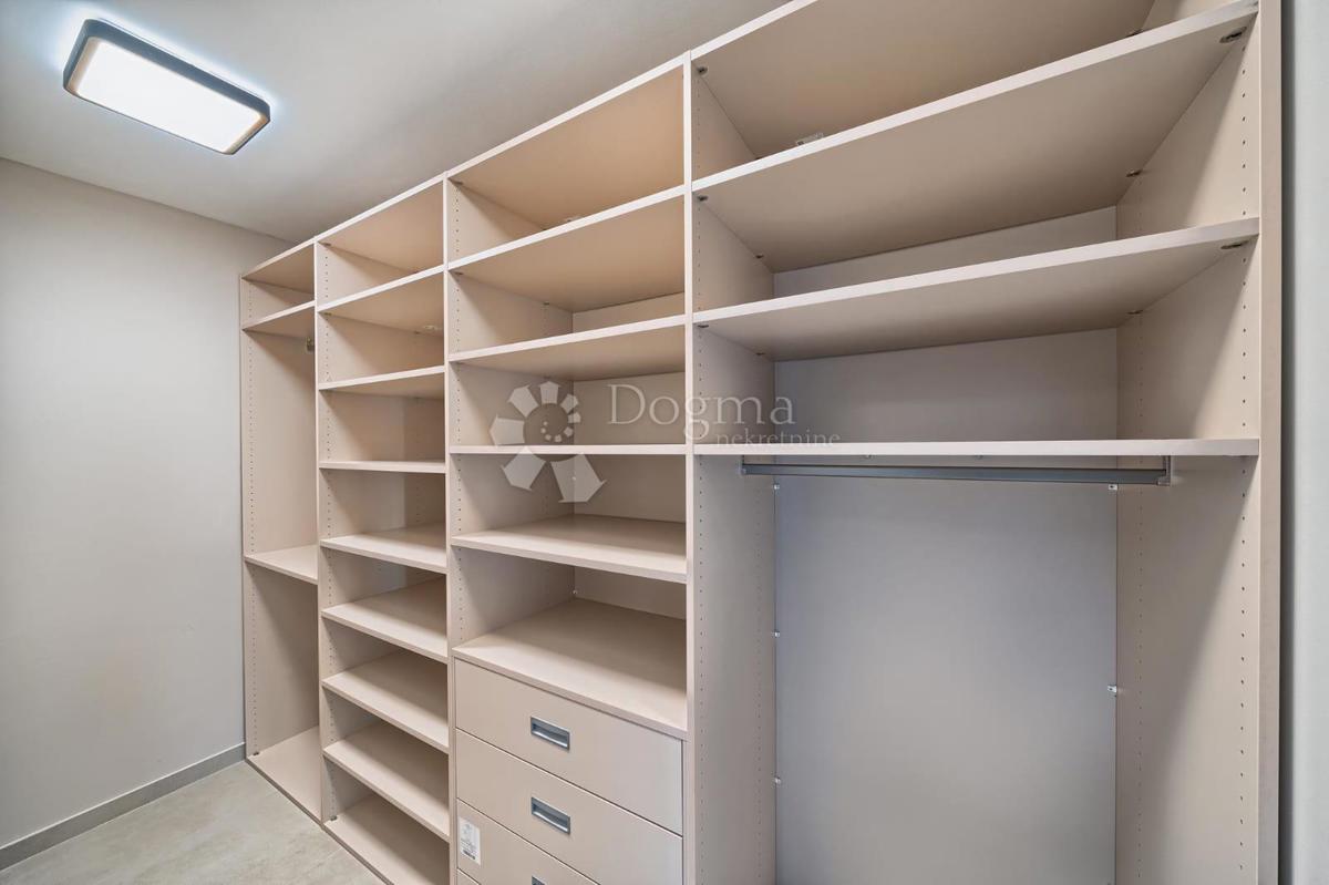 Casa Primošten, 225,21m2