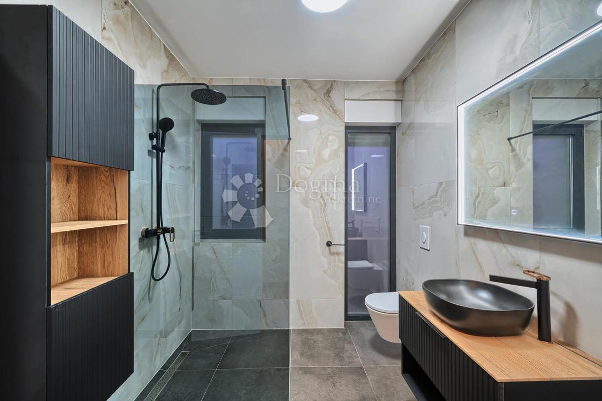 Casa Primošten, 225,21m2