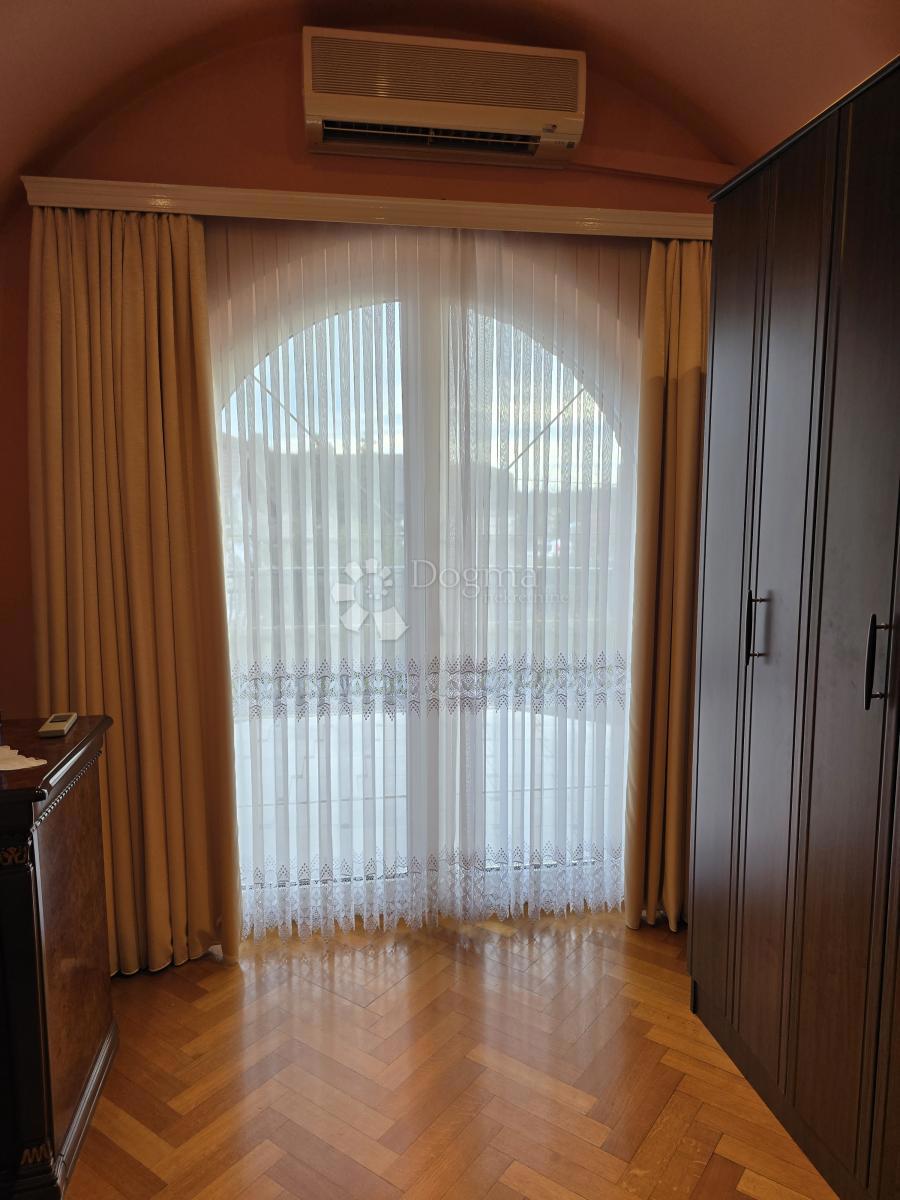 Casa Sveti Ivan Zelina, 400m2