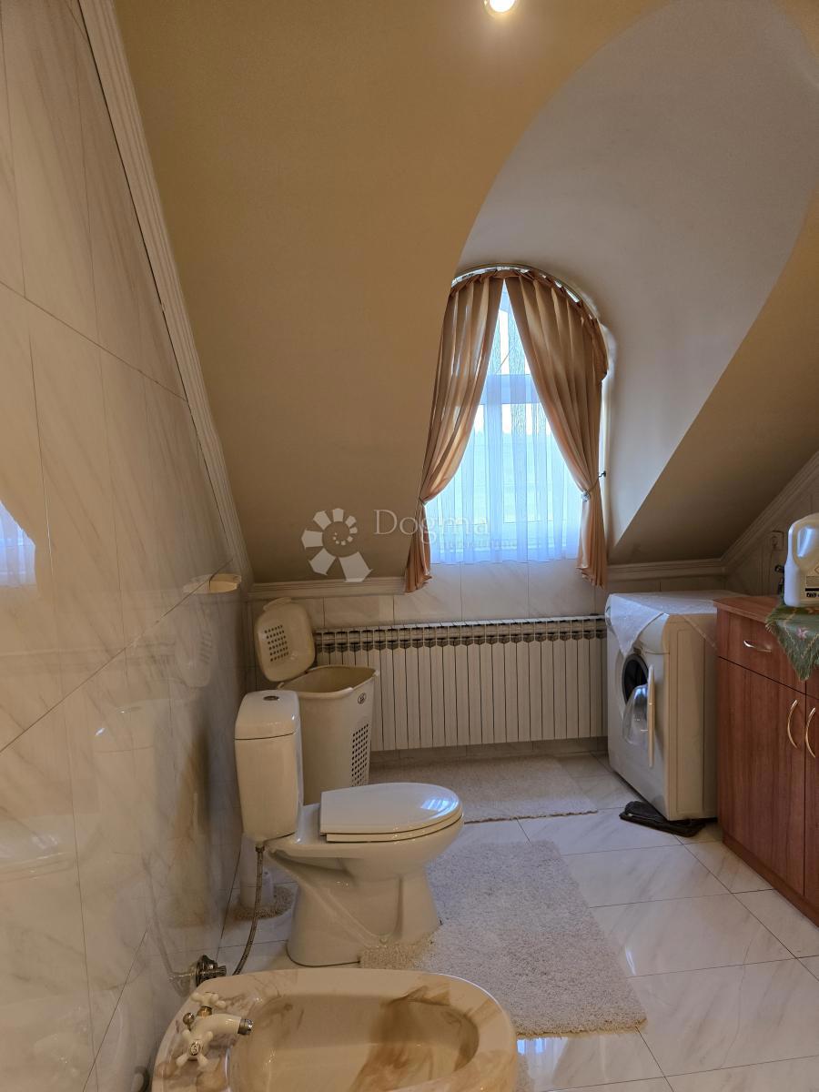 Casa Sveti Ivan Zelina, 400m2