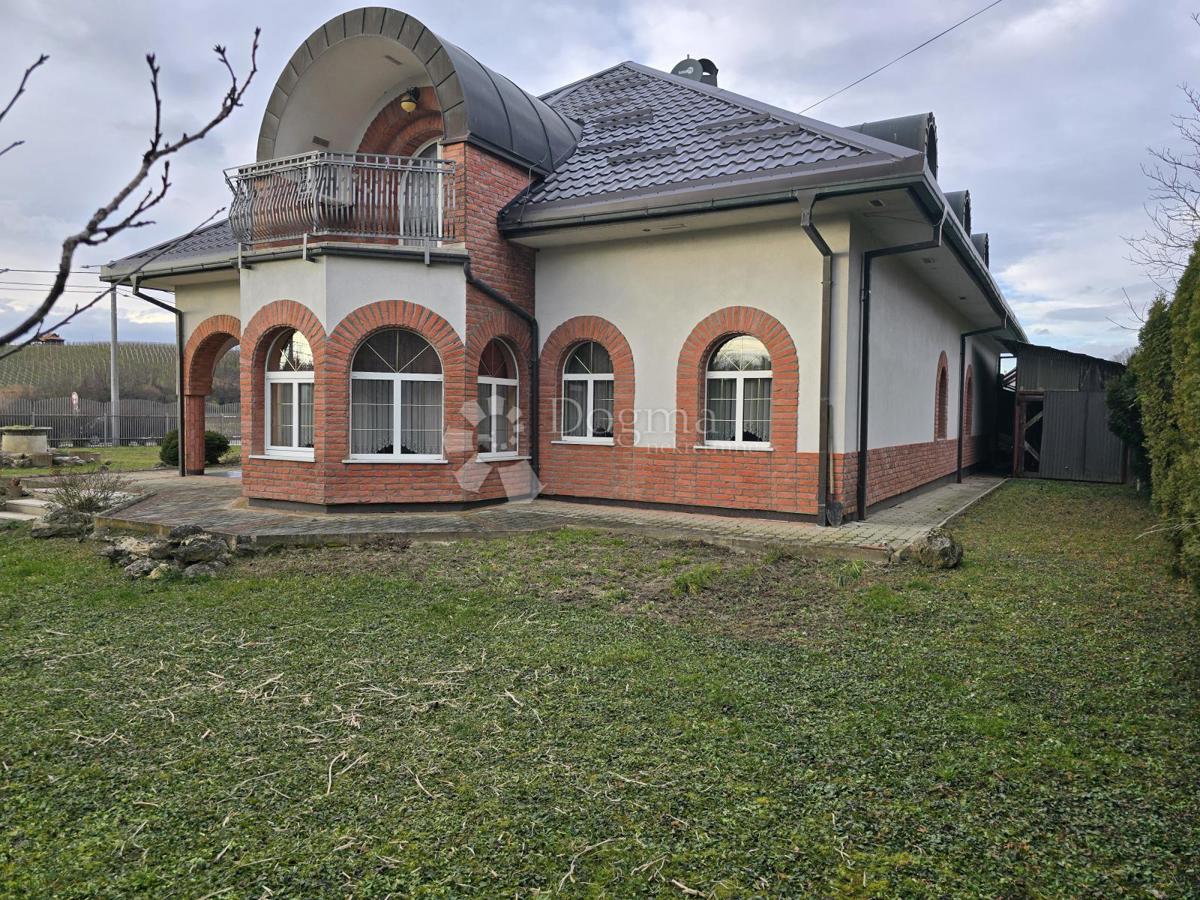 Casa Sveti Ivan Zelina, 400m2