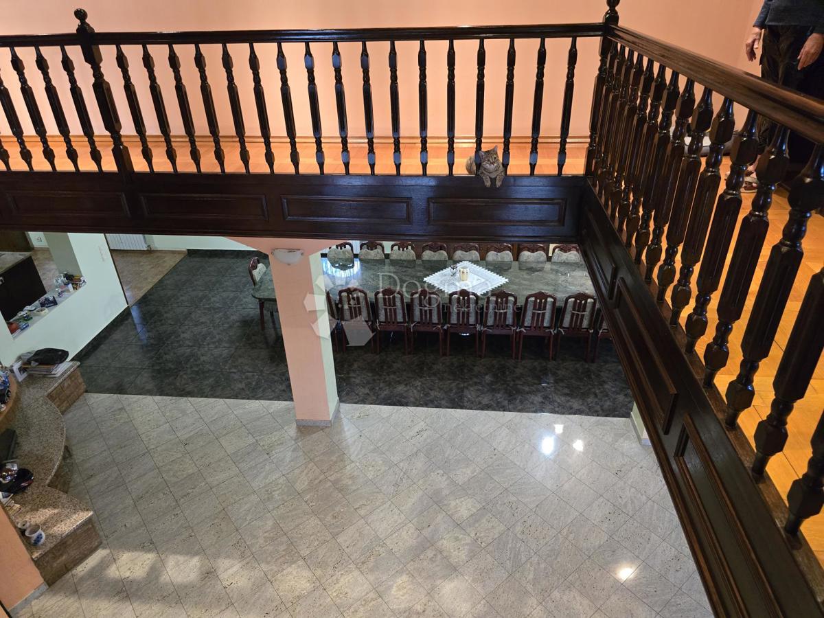 Casa Sveti Ivan Zelina, 400m2