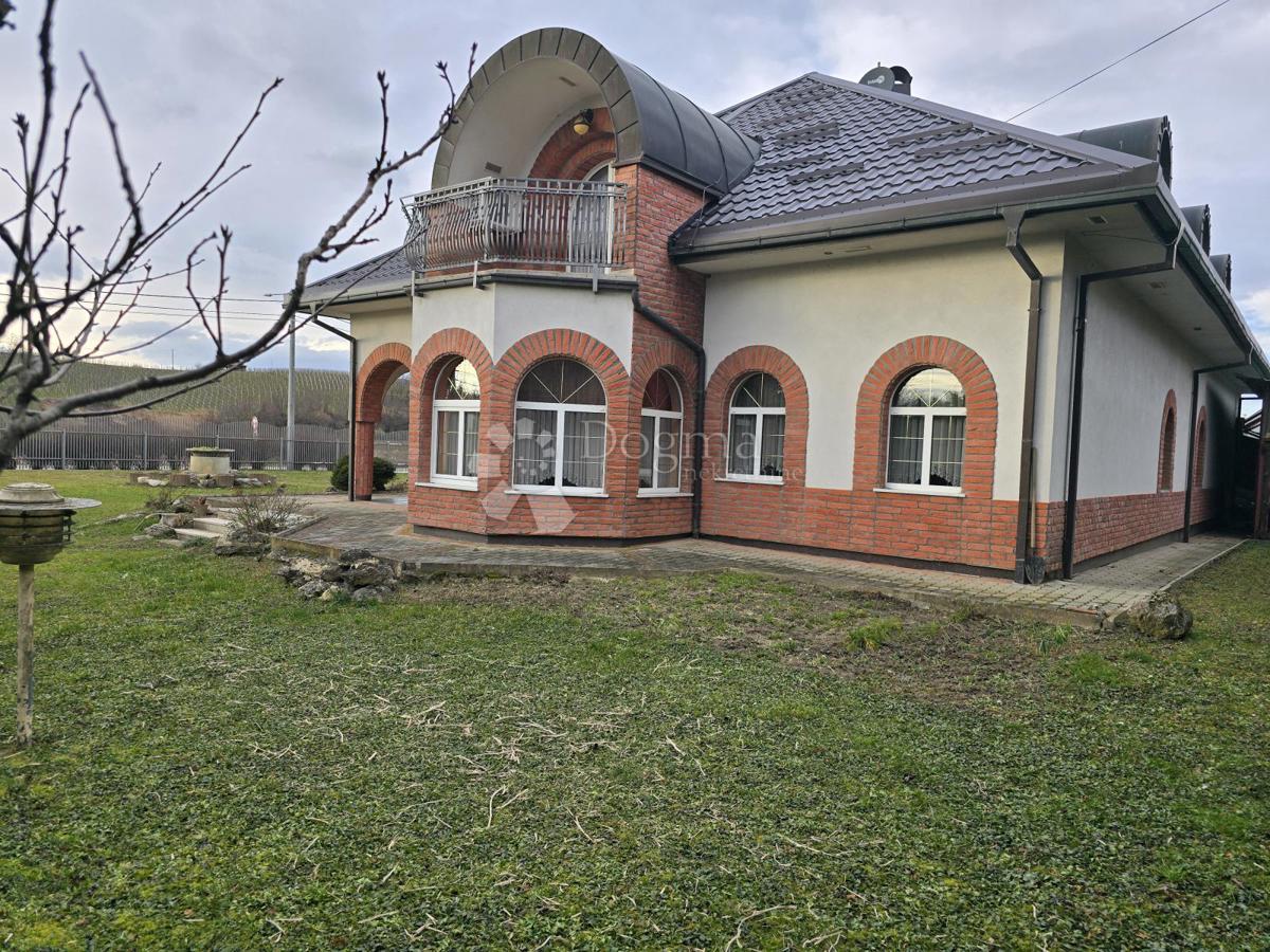 Casa Sveti Ivan Zelina, 400m2