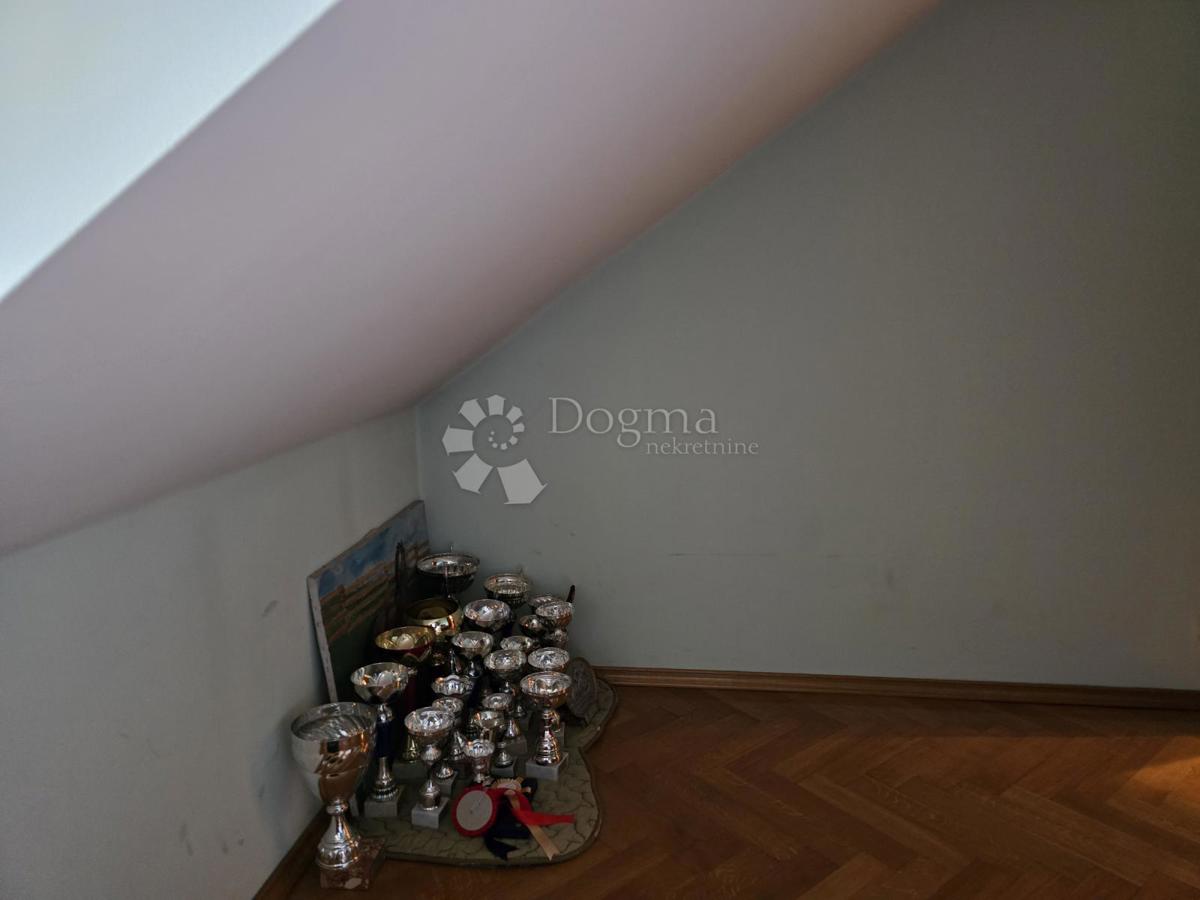Casa Sveti Ivan Zelina, 400m2