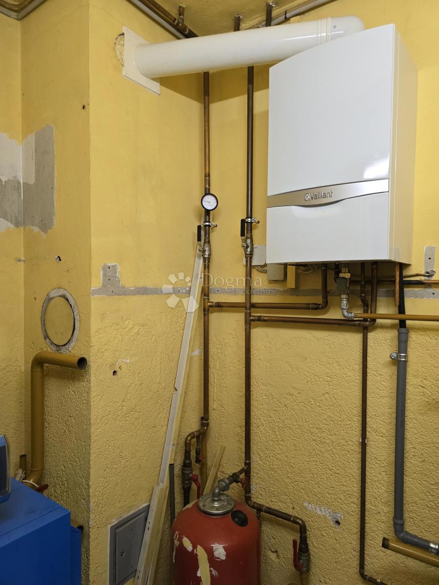 Casa Sveti Ivan Zelina, 400m2