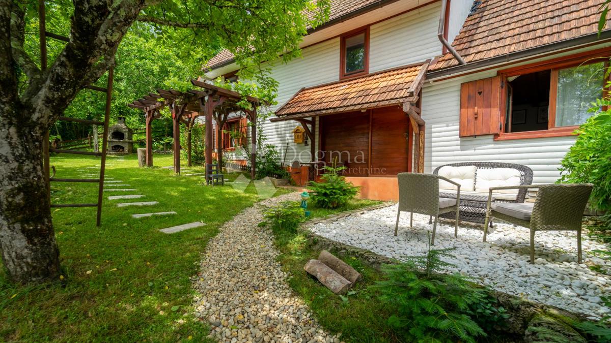 Casa Velika Lešnica, Delnice, 115m2