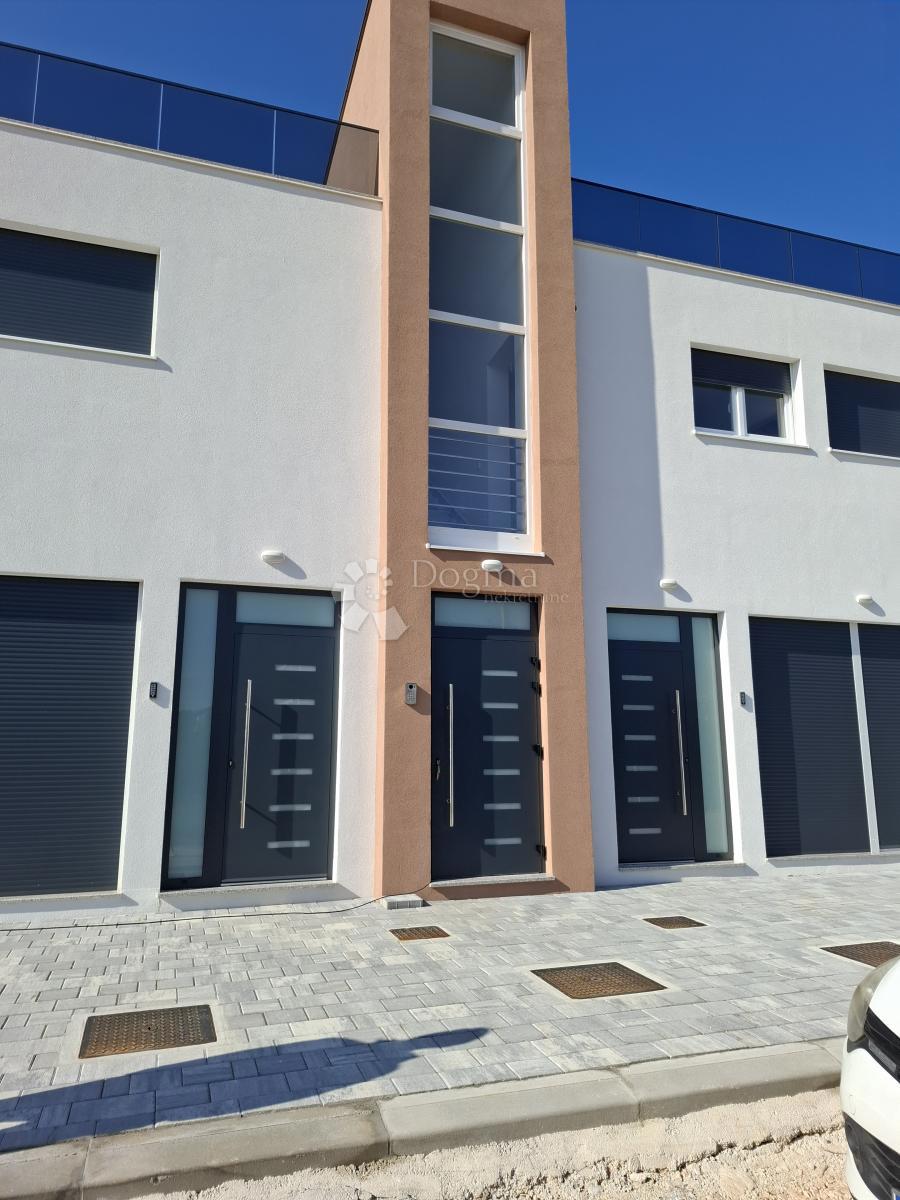 Appartamento Privlaka, 136m2